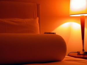 参考になるおうちカフェインテリア 電球色の間接照明