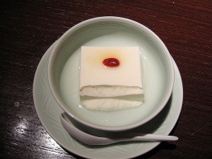 ダイエット中でも豆乳で作る杏仁豆腐レシピ