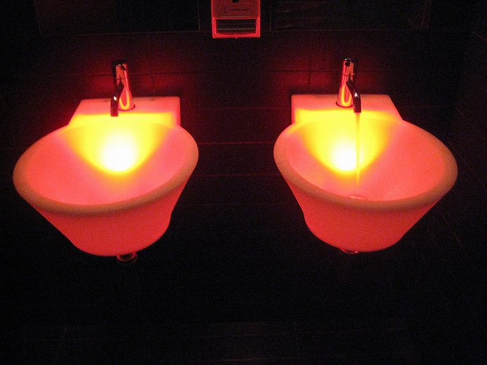 洗面所・トイレの水周りも重要なインテリア　キレイにして風水力アップ！001
